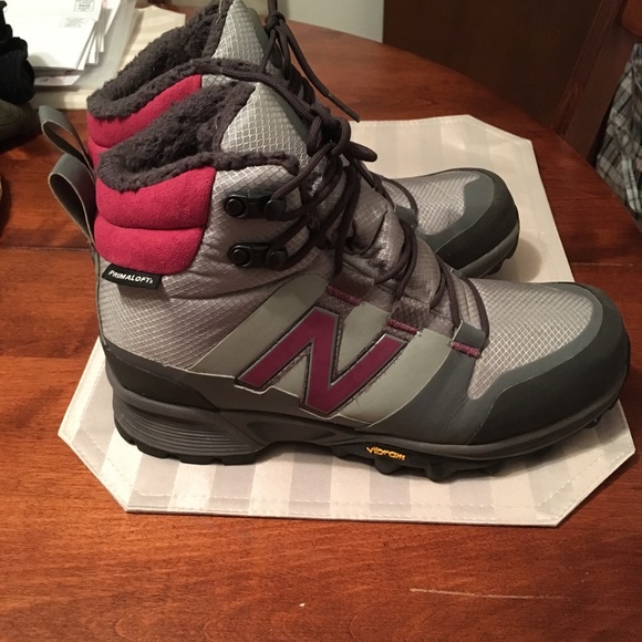 new balance hiking shoes for women